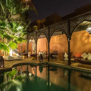 Amira Et Maison d'hôtes